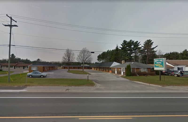 Park-A-Way Motel - 2016 Street View (newer photo)